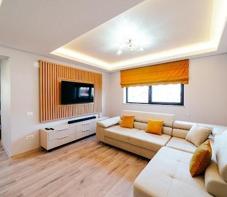 Rainforest Apartament Ghimbav Екстер'єр фото